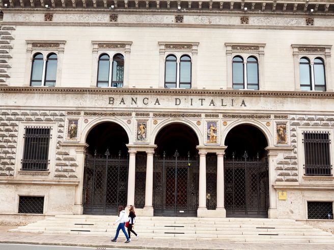 Debito pubblico italiano in calo: i dati di Bankitalia