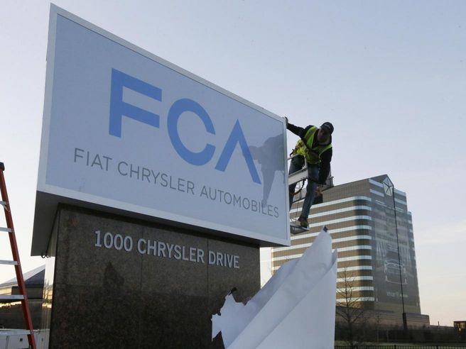 Fca-Psa: concordato unanimità di lavorare aggregazione tramite fusione paritetica